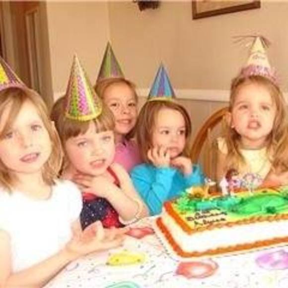 Meet your Posher, Julie - Picture 1 of 1